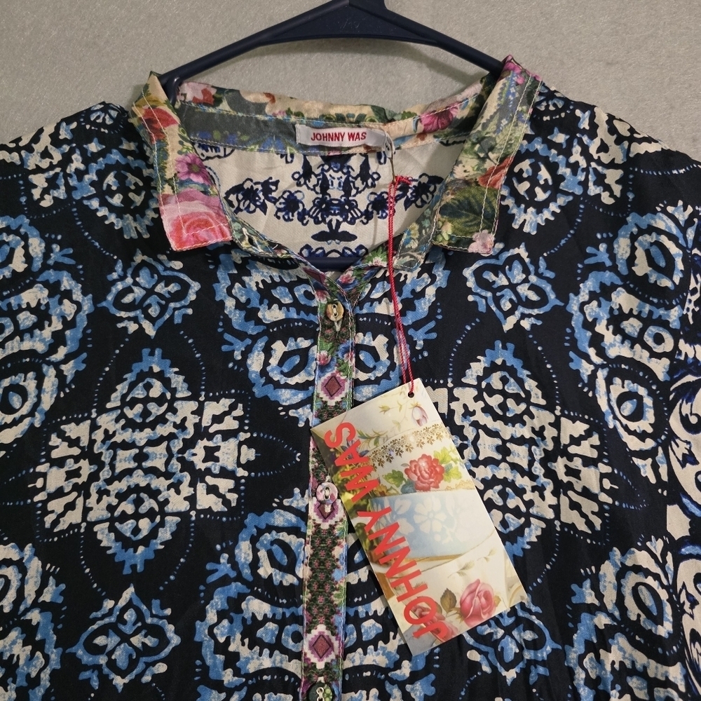 NWT Johnny Was Multi Print Button Down Blouse C13217-9 Size Small - Picture 3 of 13